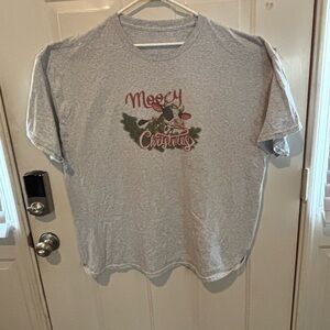Gray 'Mooey Christmas' Short Sleeve Tee